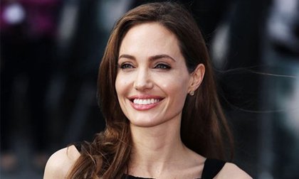 Angelina Jolie đứng đầu 100 nữ diễn viên quyền lực nhất thời đại