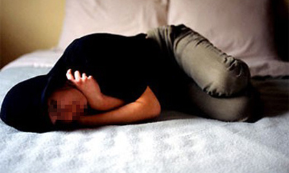 Nữ thượng úy công an uống thuốc trừ sâu, tử vong trong khách sạn