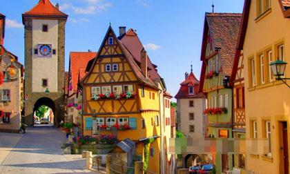 Ngắm những ngôi làng "cổ tích" tuyệt đẹp của thế giới