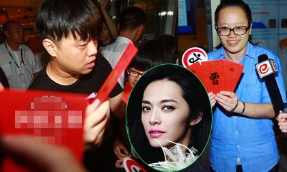 Diêu Thần sinh quý tử, phóng viên tíu tít nhận lì xì