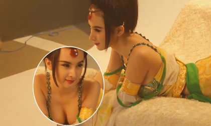 "Nghẹt thở" ảnh, clip mới tung lên mạng của Angela Phương Trinh