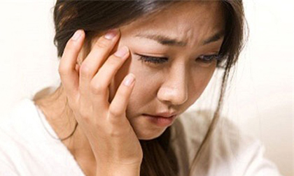 “Cho chừa này, con đàn bà dám lén lút giấu ông ngoại tình”