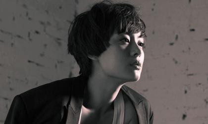 Xao xuyến ngắm gương mặt thẫn thờ đến ngẩn ngơ của Tôn Lệ