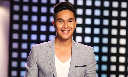 Mặc Andea công khai tình mới, Baggio vẫn tươi rói trình diễn thời trang