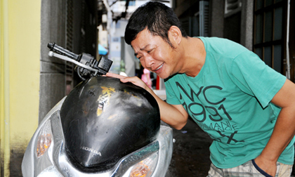 Danh hài Tấn Beo bị kẻ gian đổi màu chiếc xe độc mất trộm