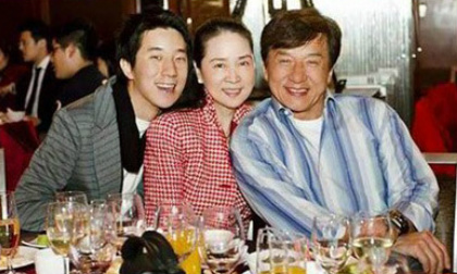 Những cặp đôi Hoa ngữ 'ăn cơm trước kẻng'