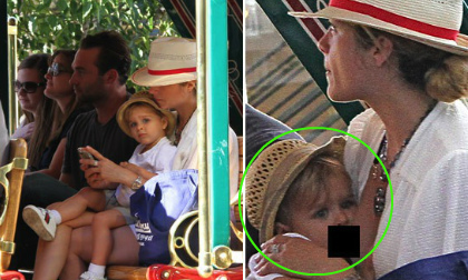 Sao vạch ngực cho con bú giữa nơi công cộng