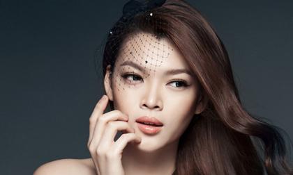 Người mẫu Selina Trương khoe "đường cong" gợi cảm