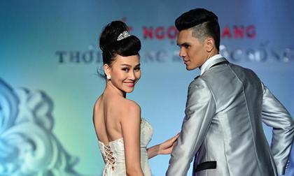 Á hậu Kim Duyên "cưới" cùng lúc hai chú rể