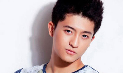 Gặp gỡ hot boy xứ Đài “cặp kè” Hoàng Thùy Linh