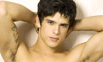 Tư thế chuẩn của "cậu nhỏ" khi cương cứng