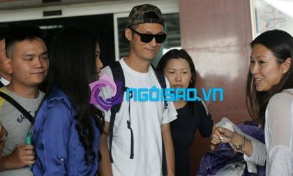 Tài tử Hồng Kông Dư Văn Lạc đã có mặt tại Hà Nội