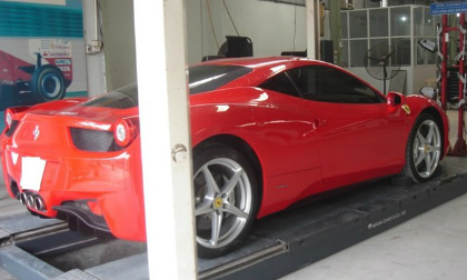 Dàn siêu xe và xe sang ở xưởng độ nổi tiếng Sài Gòn