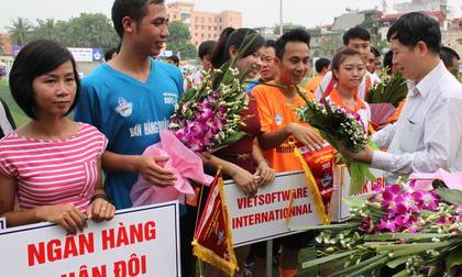 Nhìn lại buổi khai mạc trang trọng của Cúp Hồ Gươm 2013