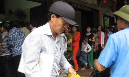 Tụt quần mắng chửi vì bánh trung thu Bảo Phương