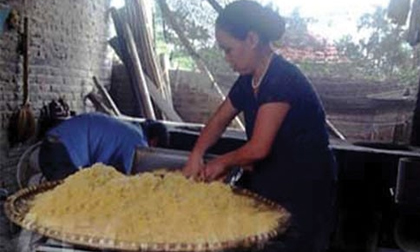 Ruốc thịt làm từ sắn dây tại Hà Nội