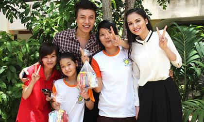 Diễm Hương, Dương Quốc Hưng chung tay làm từ thiện