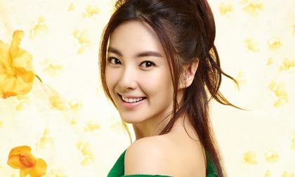 "Mê mẩn" ngắm Trương Vũ Kỳ buông lơi vai thon