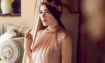 Lý Nhã Kỳ "thoát tục" hóa thân thành nữ thần Hy Lạp