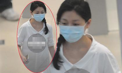 Đại S tái xuất với áo rộng thùng thình sau tin đồn bầu bí