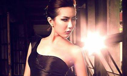 Ngắm Xuân Nhung ấn tượng với tạo hình thiên nga đen