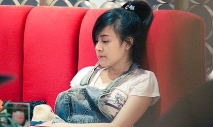 Bà Tưng lộ vẻ mệt mỏi sau scandal bị cấm diễn