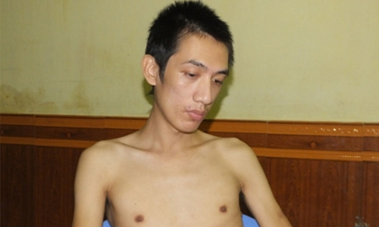 Phẫn nộ với người vợ lăng loàn đứng nhìn người tình giết chồng