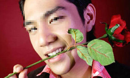 Bẽ bàng bị vợ bồ rượt đuổi, đánh ghen khắp cơ quan