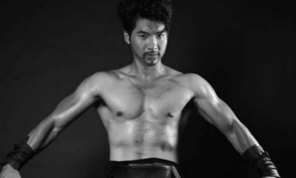 Trương Nam Thành giận dữ xé quần áo khi hóa thân thành Héc-Quyn