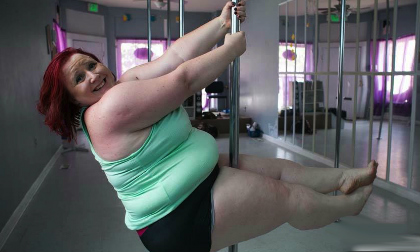 Kỳ quặc người phụ nữ 114 kg làm vũ nữ múa cột nặng nhất thế giới
