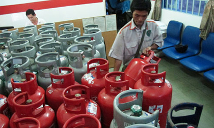 Giá gas tháng Tám giảm 12.000 đồng