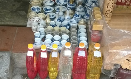 Giật mình bột trừ tà từ... Trung Quốc được chào bán khắp nơi