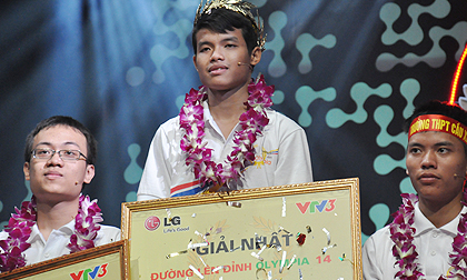 Chân dung 'chàng trai bí ẩn' vô địch Olympia 2014