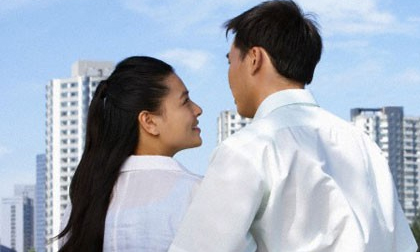 Tôi bị mẹ kịch liệt phản đối vì bạn gái 'xả bom' trước mặt cả nhà