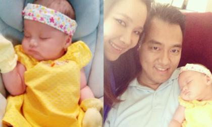 Gia đình Duy Uyên (Mắt Ngọc) hạnh phúc mừng đầy tháng công chúa nhỏ