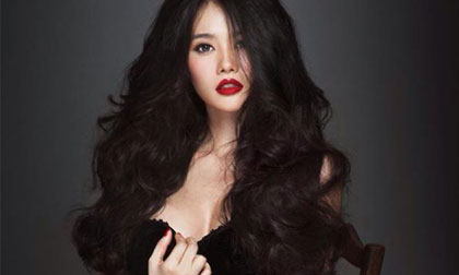 Ngắm Linh Chi đẹp ma mị cùng vòng eo con kiến