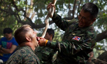 Những bộ tộc 'uống máu' rùng rợn nhất thế giới