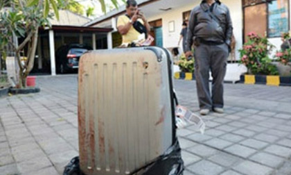 Kinh hoàng vụ án con gái giết mẹ rồi giấu xác trong vali