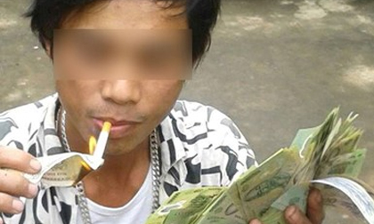 9X học đòi 'công tử Bạc Liêu' đốt tiền khoe đẳng cấp