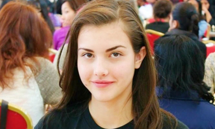 Hot girl cờ vua có thể khiến đối thủ mất tập trung vì quá xinh