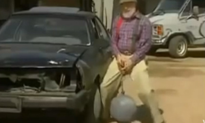 Nhà Vật Lý siêu nhất hành tinh