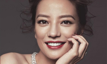 Triệu Vy khoe vẻ đẹp trẻ trung vượt thời gian