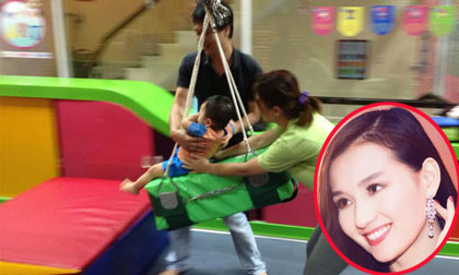 Lã Thanh Huyền đưa con trai đi 'tập gym'