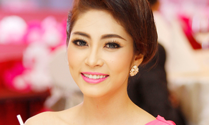 Hoa hậu Đại Dương Đặng Thu Thảo rạng ngời nhờ collagen