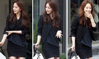 'Nữ hoàng quảng cáo xứ Hàn' Han Ye Seul khoe dáng chuẩn với váy ngắn