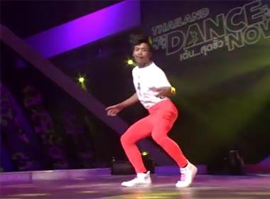 Điệu nhảy khiến ai cũng phải bật cười