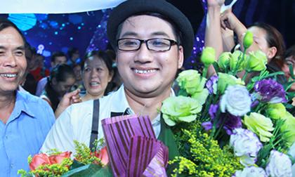 Hà Minh Tiến đăng quang Quán quân 'Sao Mai Điểm Hẹn 2014' 