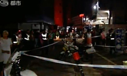 Kinh hoàng mẹ 19 tuổi ném con mới sinh từ tầng 6