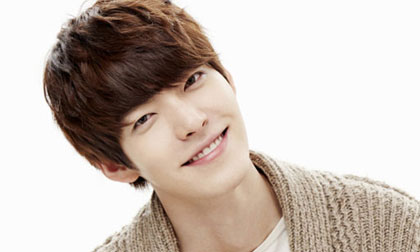 Mỹ nam 'The Heirs' phải nhập viện vì phim mới