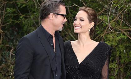 Angelina Jolie và Brad Pitt đã tổ chức lễ cưới bí mật vào cuối tuần trước